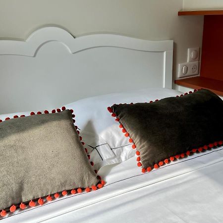 Les Petits Volets 2 Bed & Breakfast Antibes Ngoại thất bức ảnh