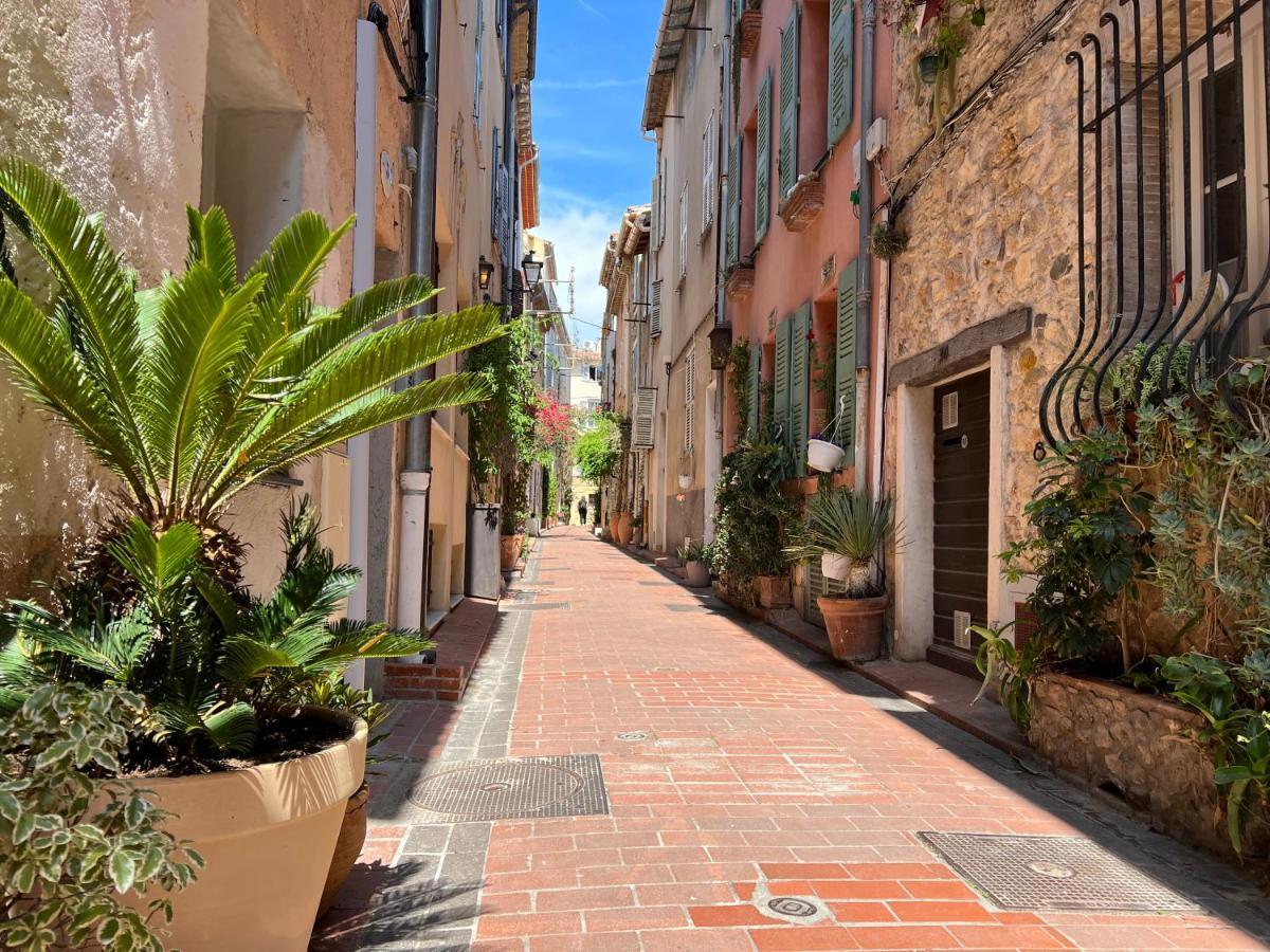 Les Petits Volets 2 Bed & Breakfast Antibes Ngoại thất bức ảnh